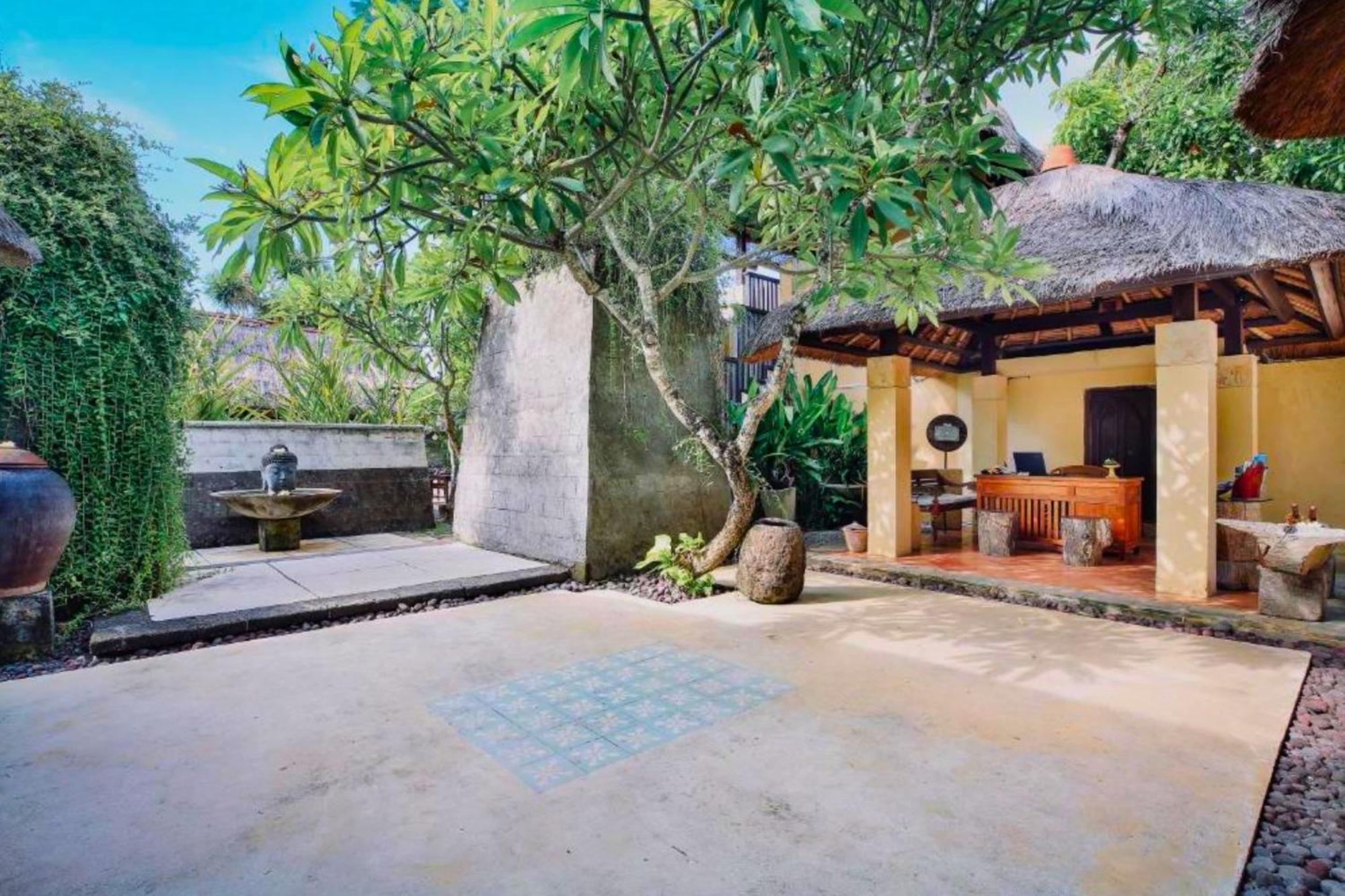 Villa Vanshika 1 Bedroom Garden Shared Pool Zn219